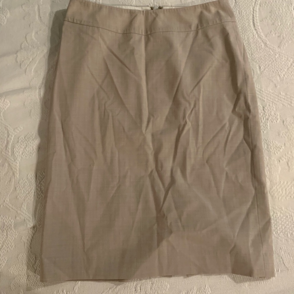 Banana Republic khaki pencil skirt